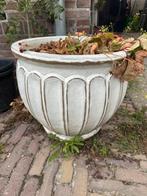 Mooie stenen bloempot – 41 cm hoog, Ø 46 cm, Tuin en Terras, Ophalen, Steen, Minder dan 60 cm, Rond