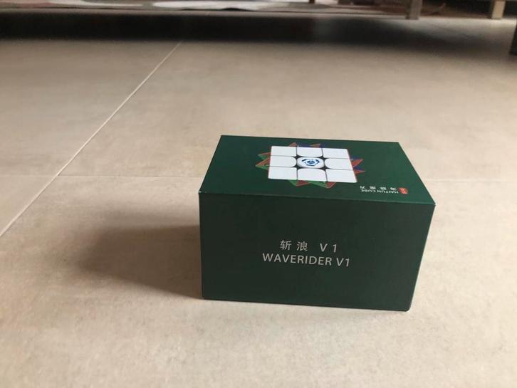 3x3 Magnetische Rubik's Cube met Doos en Case, Hobby en Vrije tijd, Denksport en Puzzels, Nieuw, Rubik's of 3D-puzzel, Minder dan 500 stukjes