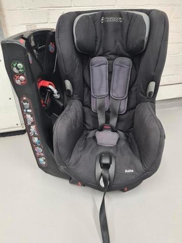 Autostoel maxi cosi axiss  beschikbaar voor biedingen