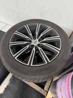 Lichtmetaal 19 inch Volvo XC60 velgen + winterbanden 235/55., Auto-onderdelen, Banden en Velgen, Gebruikt, Banden en Velgen, Winterbanden
