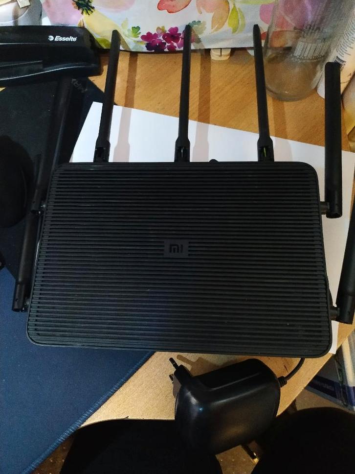 Xiaomi Mi AIoT Wi-Fi Router AC2350, Computers en Software, Routers en Modems, Zo goed als nieuw, Router, Ophalen of Verzenden