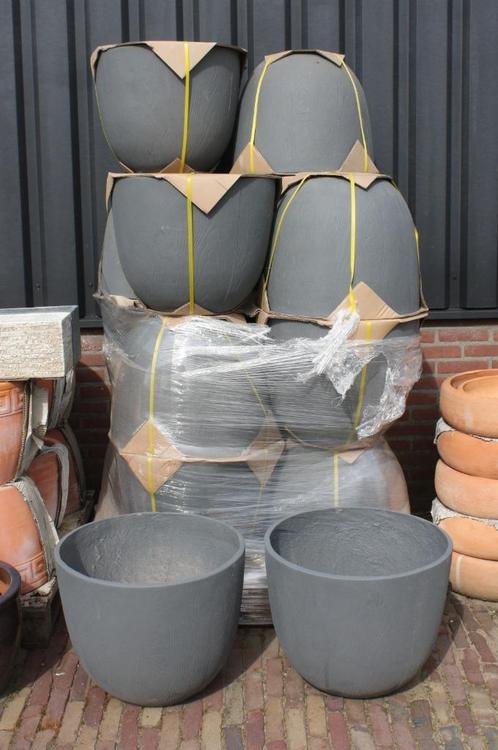 Grijze ronde clayfibre bloempotten terras Ø52 x 42 cm., Tuin en Terras, Bloempotten, Nieuw, Balkon, Tuin, 40 tot 70 cm, 40 cm of meer