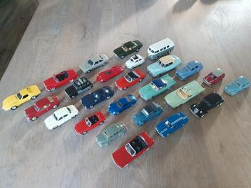 Solido Retro modellen (25) 1:43 beschikbaar voor biedingen