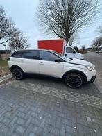 Peugeot 5008 1.2 Puretech 130pk S&S Eat8 2019, Auto's, Zwart, 7 stoelen, 3 cilinders, 1405 kg