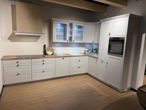 Landelijke luxe showroomkeuken!  €7.999.-, Huis en Inrichting, Keuken | Complete keukens, Nieuw, Hoekkeuken, Overige kleuren, Kunststof