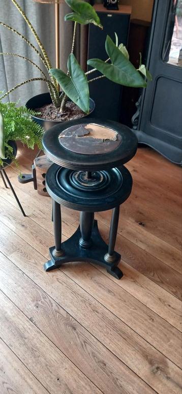 Antieke art deco piano kruk beschikbaar voor biedingen