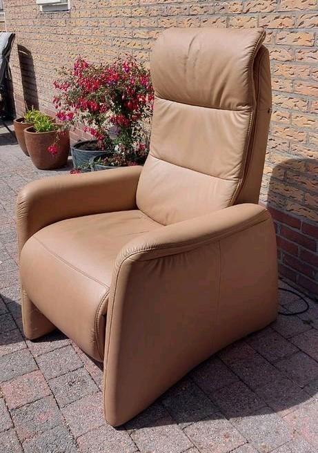 Hukla relaxfauteuil/ sta op stoel, model Relax Rimini, leer, Huis en Inrichting, Fauteuils, Gebruikt, Leer, Ophalen