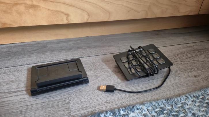 elgato streamdeck classic, Computers en Software, Toetsenborden, Zo goed als nieuw, Overige indelingen, Bedraad, Ophalen of Verzenden
