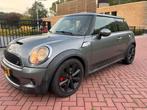 Mini 1.6 16V R56 Cooper S/ 174PK/ Nieuwe Turbo!, Auto's, Voorwielaandrijving, Stof, Zwart, 4 cilinders