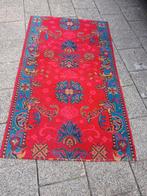 Rood Kleed met Blauwe Accenten, Gebruikt, 50 tot 100 cm, Rood, Oosters