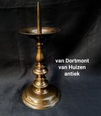 17e eeuwse penkandelaar., Ophalen, Koper of Brons
