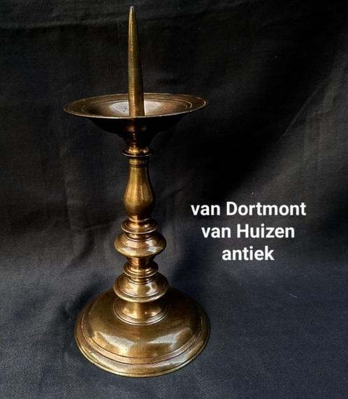 17e eeuwse penkandelaar., Antiek en Kunst, Antiek | Kandelaars, Koper of Brons, Ophalen