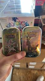 Pokemon prismatic evolutions mini tin, Ophalen of Verzenden, Zo goed als nieuw