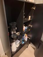 Zwarte kast met planken 1407040, Antiek en Kunst, Antiek | Meubels | Kasten, Ophalen of Verzenden