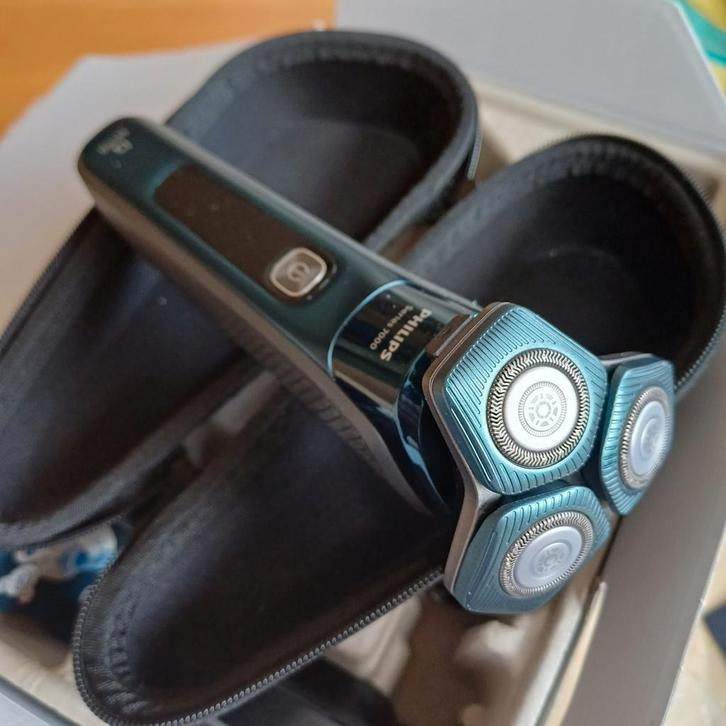 scheerapparaat Philips 7000-serie, Witgoed en Apparatuur, Persoonlijke-verzorgingsapparatuur, Zo goed als nieuw, Scheren en Epileren