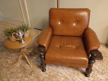 Gave vintage fauteuil, keurige staat beschikbaar voor biedingen