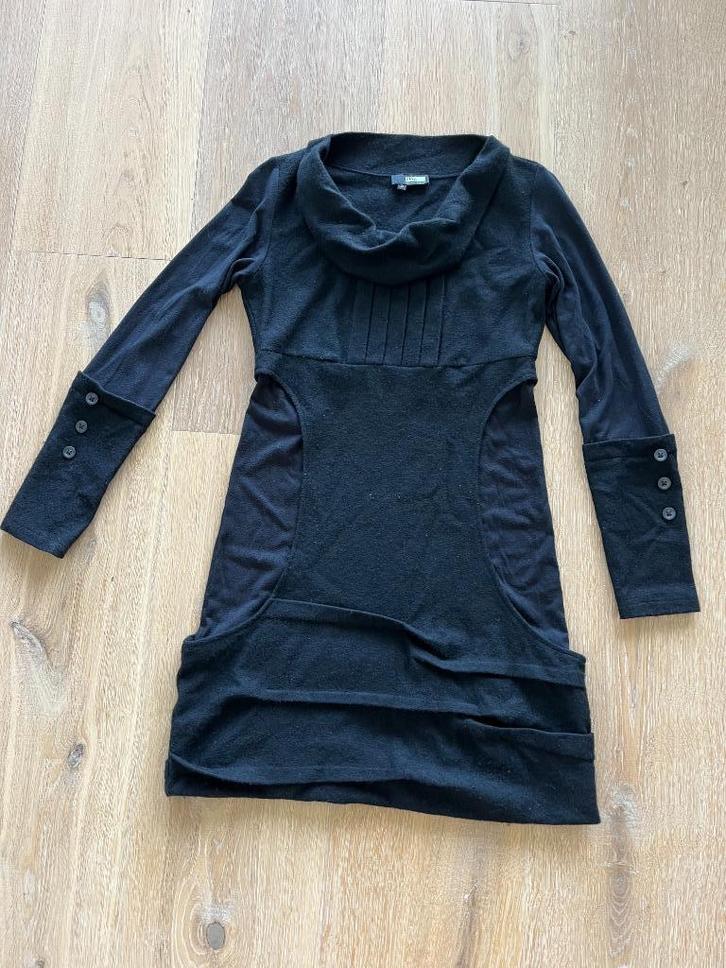 Black Dress 2026, Kleding | Dames, Jurken, Zo goed als nieuw, Maat 36 (S), Zwart, Boven de knie, Ophalen of Verzenden