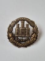 WW1 WW2 British Northamptonshire Regiment cap badge, Verzamelen, Ophalen of Verzenden, Landmacht, Engeland, Embleem of Badge
