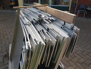 Thermische panelen tbv PVT warmtepomp beschikbaar voor biedingen