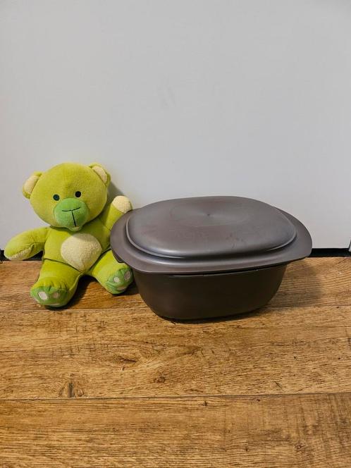 Tupperware ultra pro bruin 3,5 liter, Huis en Inrichting, Keuken | Tupperware, Zo goed als nieuw, Schaal, Bruin, Ophalen of Verzenden