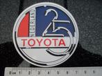 sticker toyota nederland logo 25 jaar, Verzamelen, Stickers, Verzenden, Zo goed als nieuw, Auto of Motor