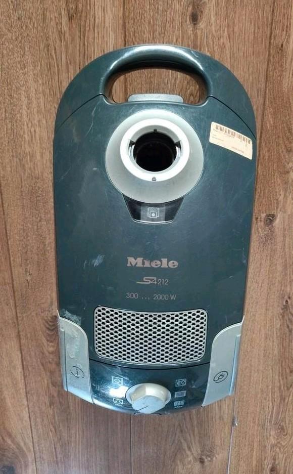Miele Stofzuiger 2000W, Witgoed en Apparatuur, Stofzuigers, Gebruikt, 1600 tot 2000 watt, Ophalen