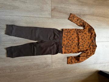 Nieuw setje kleding merk Prenatal beschikbaar voor biedingen