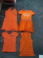 Oranje set maat 134/146 jurken en shirt, Ophalen of Verzenden, Zo goed als nieuw, Meisje, Jurk of Rok