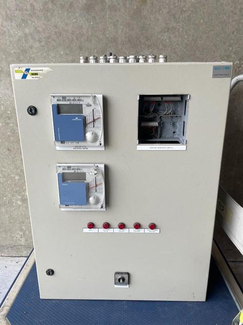 Siemens Sturingskast voor centrale verwarming met RVL472/470, Doe-het-zelf en Verbouw, Elektra en Kabels, Gebruikt, Overige typen