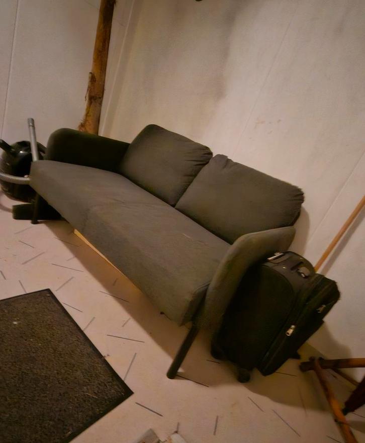 GLOSTAD 2-zitsbank - Knisa donkergrijs, Huis en Inrichting, Banken | Sofa's en Chaises Longues, Gebruikt, Tweepersoons, 150 tot 200 cm