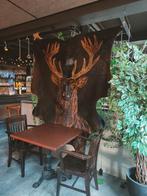 Hert geschilderd op koeienvacht, Ophalen of Verzenden, Zo goed als nieuw, Schilderij, Minder dan 50 cm