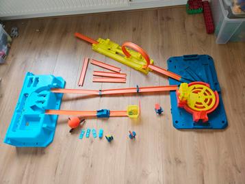 Hotwheels track builder unlimited  beschikbaar voor biedingen