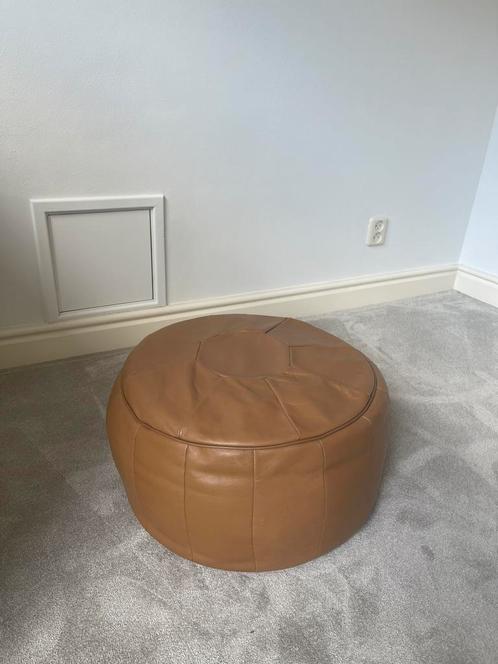 Leren poef – bruin – vintage/boho stijl, Antiek en Kunst, Antiek | Meubels | Stoelen en Banken, Ophalen