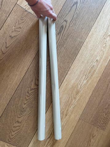 Twee coffee kleur zelfklevend behang 5 meter beschikbaar voor biedingen