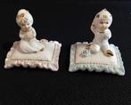 Vintage Set 2 Porseleinen Beeldjes meisje en jongen zittend, Verzenden