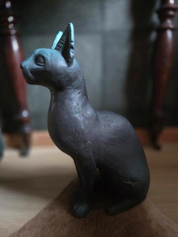 Te koop Egyptische poes  beschikbaar voor biedingen