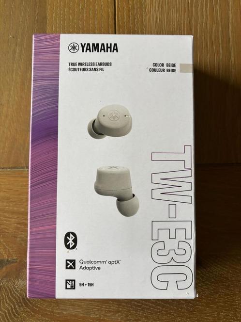Yamaha TW-E3C (Beige), Telecommunicatie, Mobiele telefoons | Oordopjes, Zo goed als nieuw, In gehoorgang (in-ear), Bluetooth, Ophalen of Verzenden