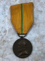 Herinneringsmedaille regeerperiode koning Albert ‘09-‘34., Verzamelen, Militaria | Algemeen, Verzenden, Landmacht, Overige gebieden