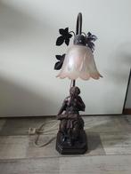 Antieke bronzen/metalen tafellamp met lezende vrouw, Ophalen of Verzenden