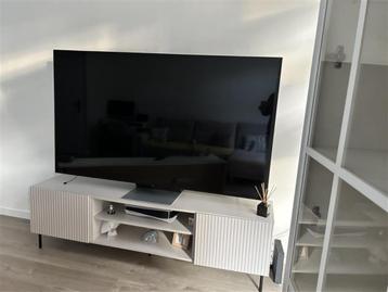 TV Stand TV Kast Als Nieuw beschikbaar voor biedingen