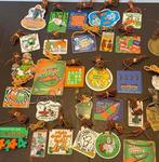 Carnaval Tilburg jaar emblemen 2 euro per stuk, Albert Heijn, Ophalen of Verzenden