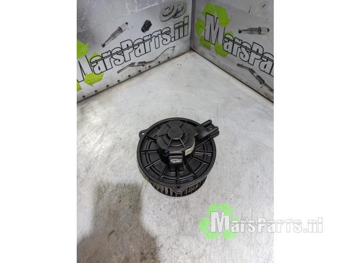 Kachel Ventilatiemotor van een Kia Rio, Auto-onderdelen, Overige Auto-onderdelen, Kia, Gebruikt, 6 maanden garantie, 12 maanden garantie