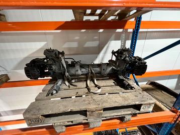 Vooras met stuurbekrachtiging en schijremmen crown vic ford beschikbaar voor biedingen