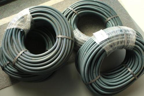 Flexibel buis grijs rol van 50 meter, Doe-het-zelf en Verbouw, Buizen en Afvoer, Nieuw, Overige typen, Overige materialen, 6 meter of meer