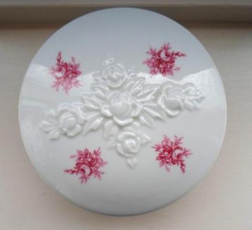 AVON Porseleinen Snuisterijdoosje met deksel/ Poederdoos. beschikbaar voor biedingen