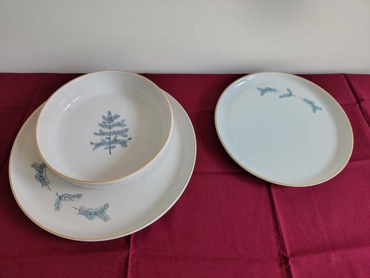 Kerstservies 6 pers / Royal van Kempen & Begeer / blauw goud, Huis en Inrichting, Keuken | Servies, Zo goed als nieuw, Compleet servies