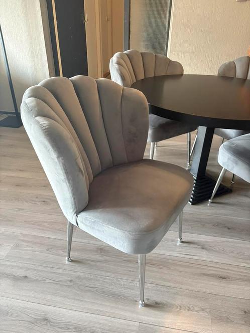 Zo goed als nieuwe schelp stoelen set van 4, Huis en Inrichting, Stoelen, Zo goed als nieuw, Vier, Grijs, Ophalen