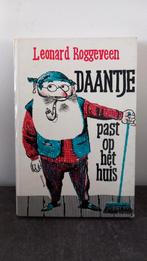 Leonard Roggeveen - Daantje past op het huis, Ophalen of Verzenden, Zo goed als nieuw