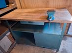 Werkbank met bankschroef, lade en kastje, Doe-het-zelf en Verbouw, Werkbanken, Ophalen of Verzenden, Gebruikt, 70 tot 120 cm, Bankschroef