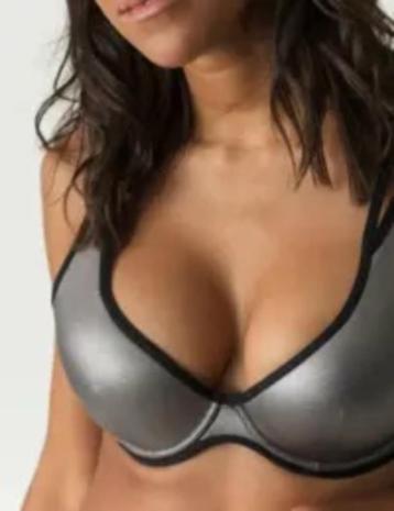 PrimaDonna Myla Bikinitop 75D beschikbaar voor biedingen